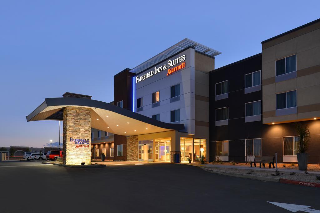 Comfort Suites Woodland - Sacramento Airport Exterior foto