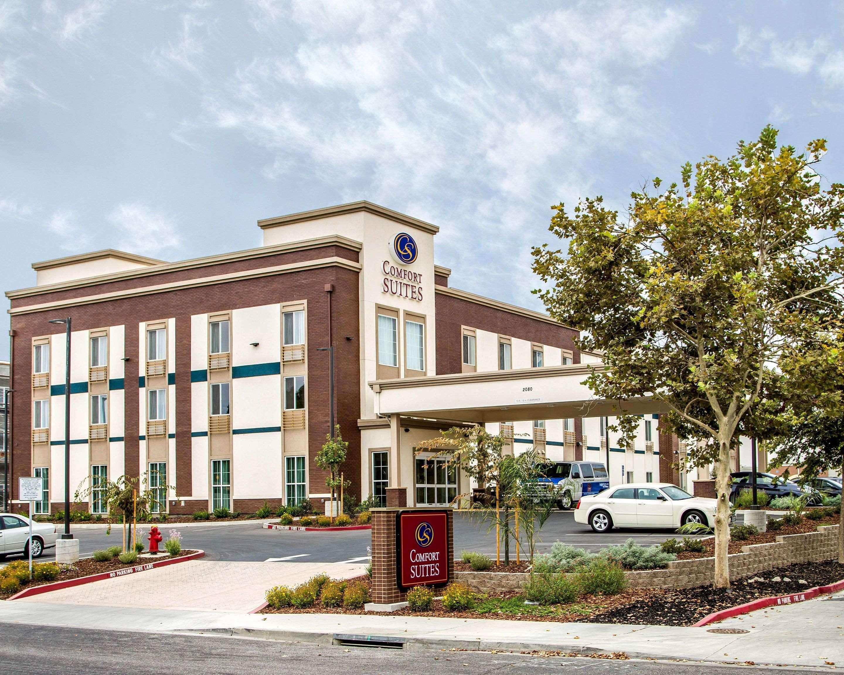 Comfort Suites Woodland - Sacramento Airport Exterior foto
